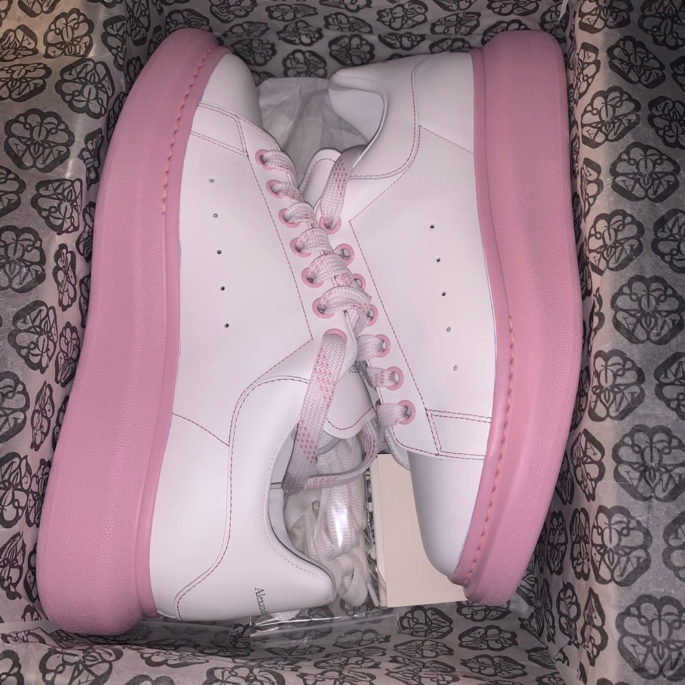 Mens Alexander McQueen sz 11(US) / 44 (EU)